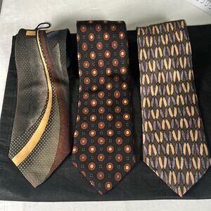3 Jeffrey banks silk ties